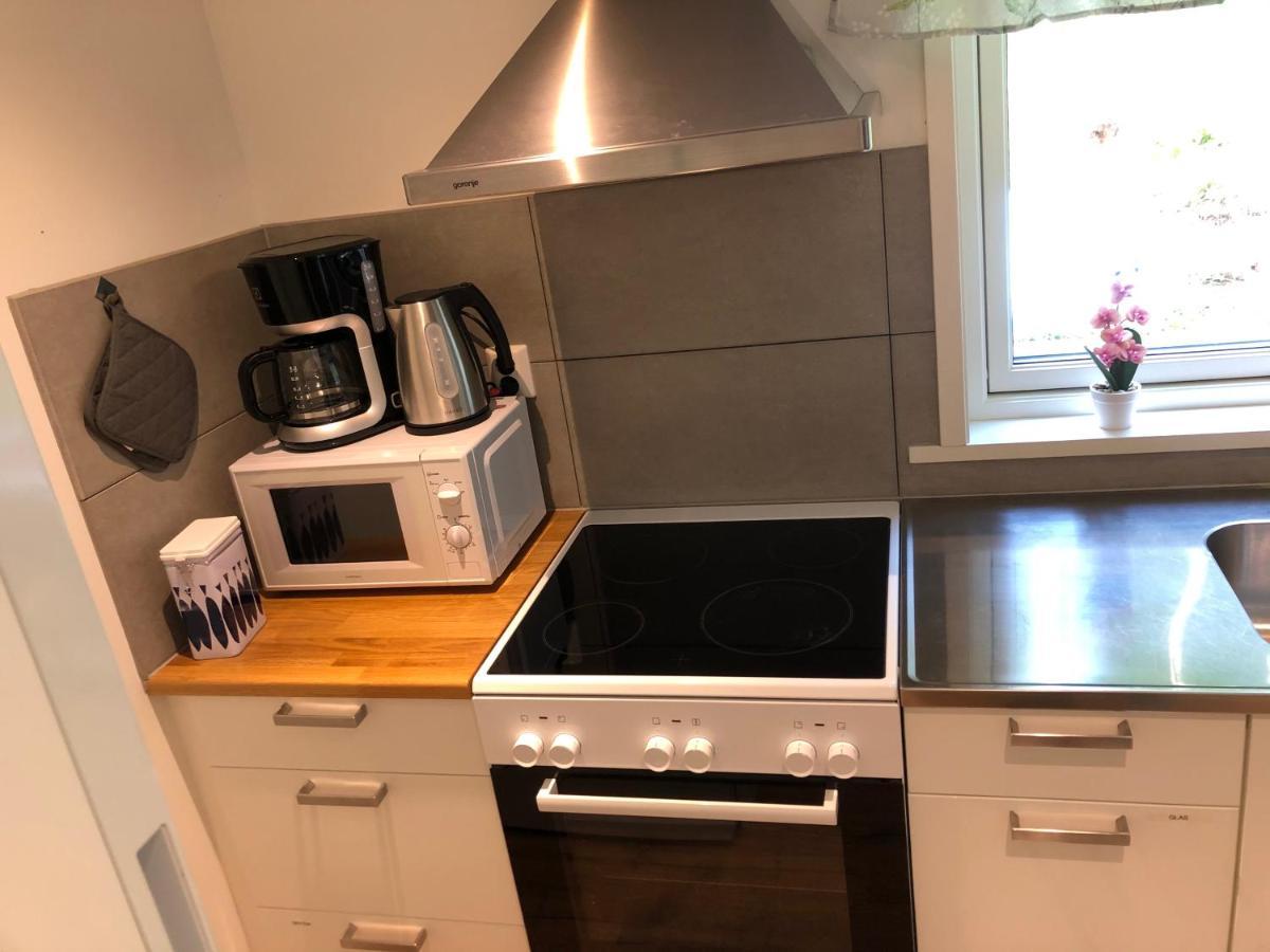 Furuvaegen 11 C Apartment Ullared Bagian luar foto
